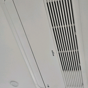 LG천장형 시스템에어컨(사용감아주적음)