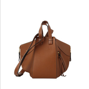 로에베 A538S35 해먹백 스몰 카멜 상/ 33860Y