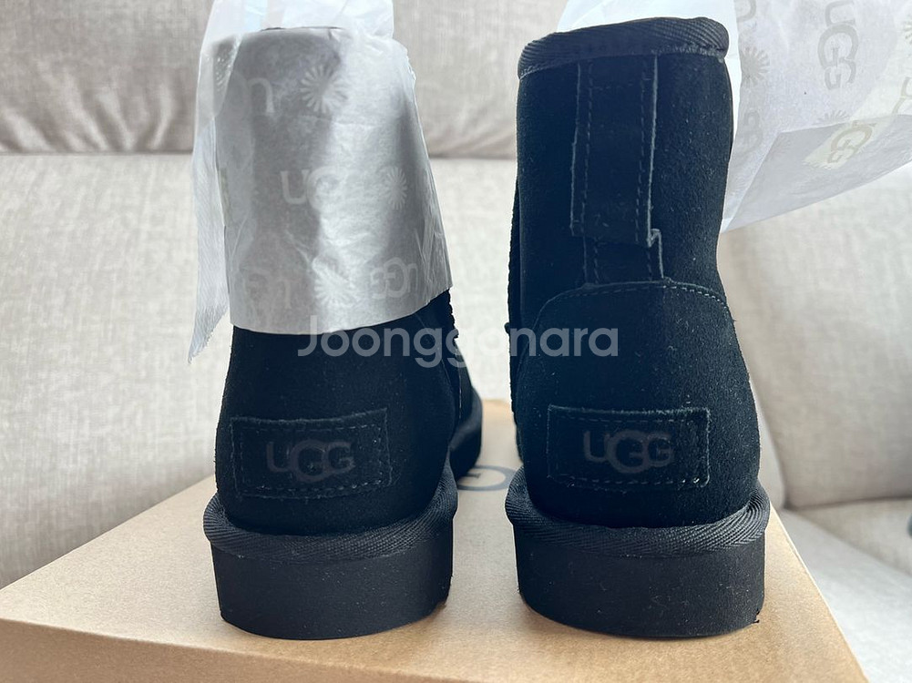 (새상품) 정품 UGG 어그 부츠--1