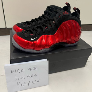 [275] 에어 폼포짓 원 메탈릭 레드(314996-610)