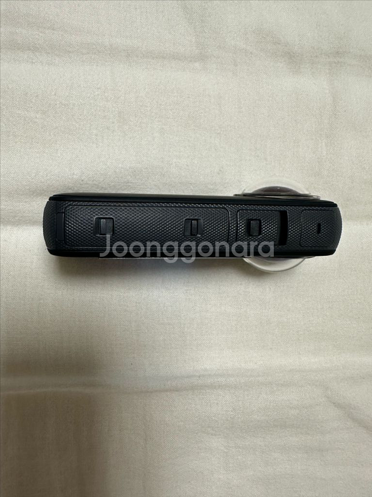 인스타360 X3 액션캠 판매합니다.--2