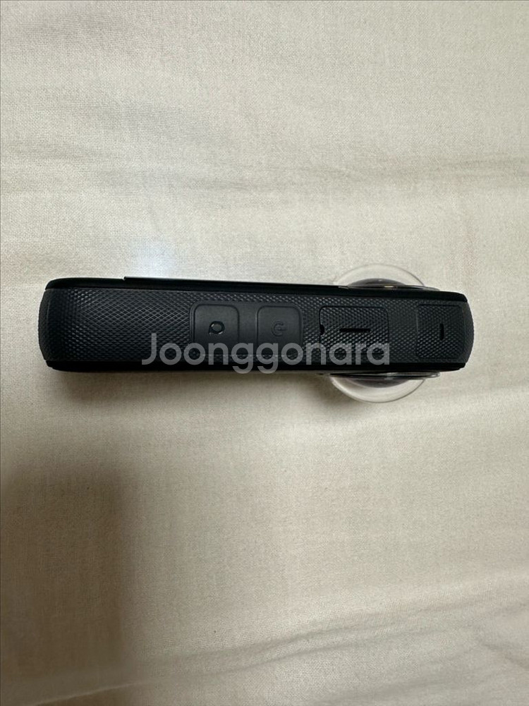 인스타360 X3 액션캠 판매합니다.--4