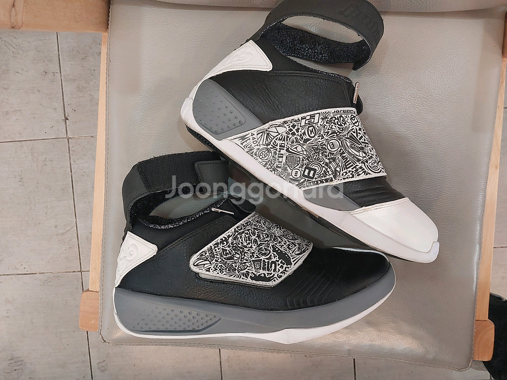 나이키 에어조던20 플레이오프 농구화 255mm 택포 9만4천원--0