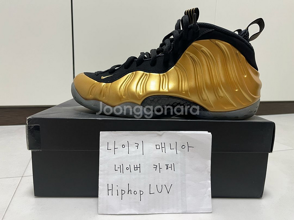 [275] 에어 폼포짓 원 메탈릭 골드(314996-700)--1