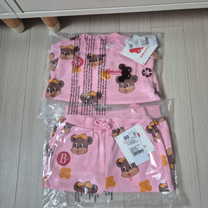 베베드피노 테오 베이비 러플 상하셋업 90 새상품