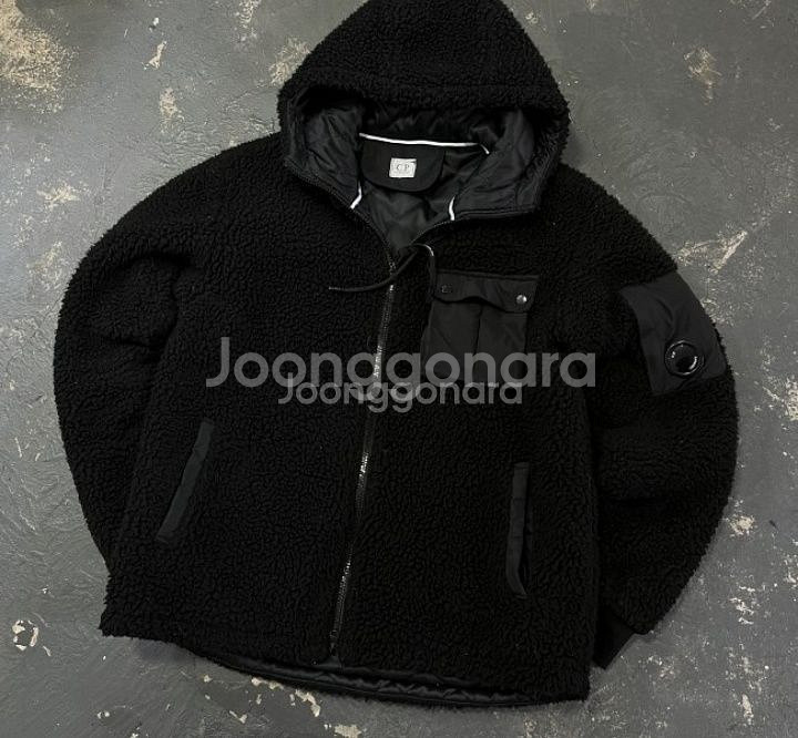 씨피컴퍼니 CP컴퍼니 카고완장 뽀글이 후리스 자켓 95~100--0