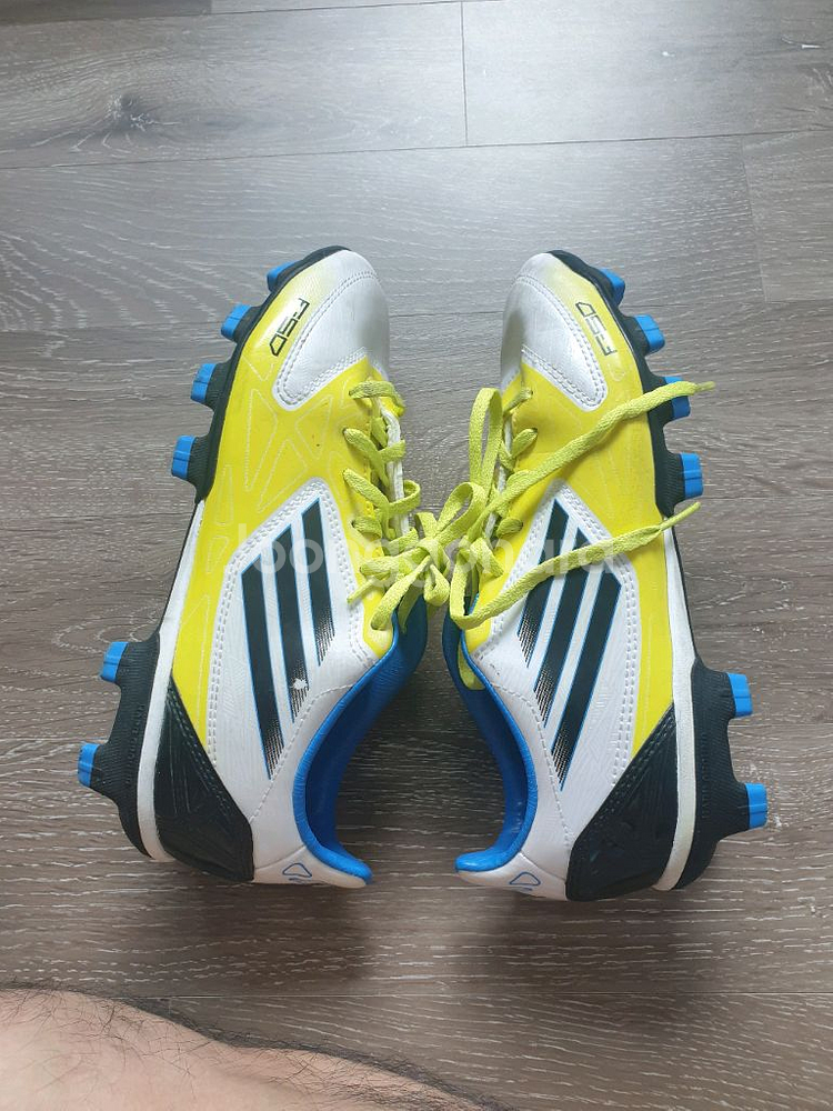 아디다스 축구화 225--3