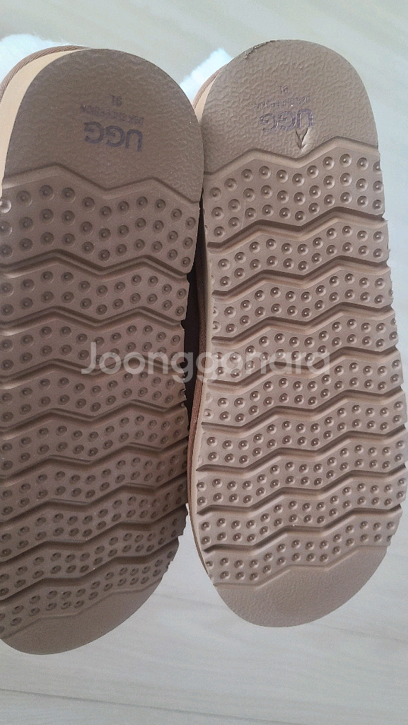 UGG 아니카 슬리퍼 9L(250~255)사이즈 새제품 택포--7