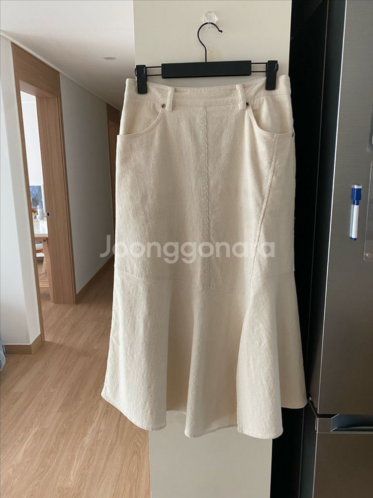 시스템 코듀로이 슬릿 햄 스커트--8