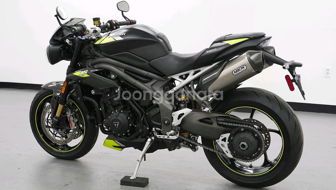 트라이엄프 스피드트리플 1050rs--0