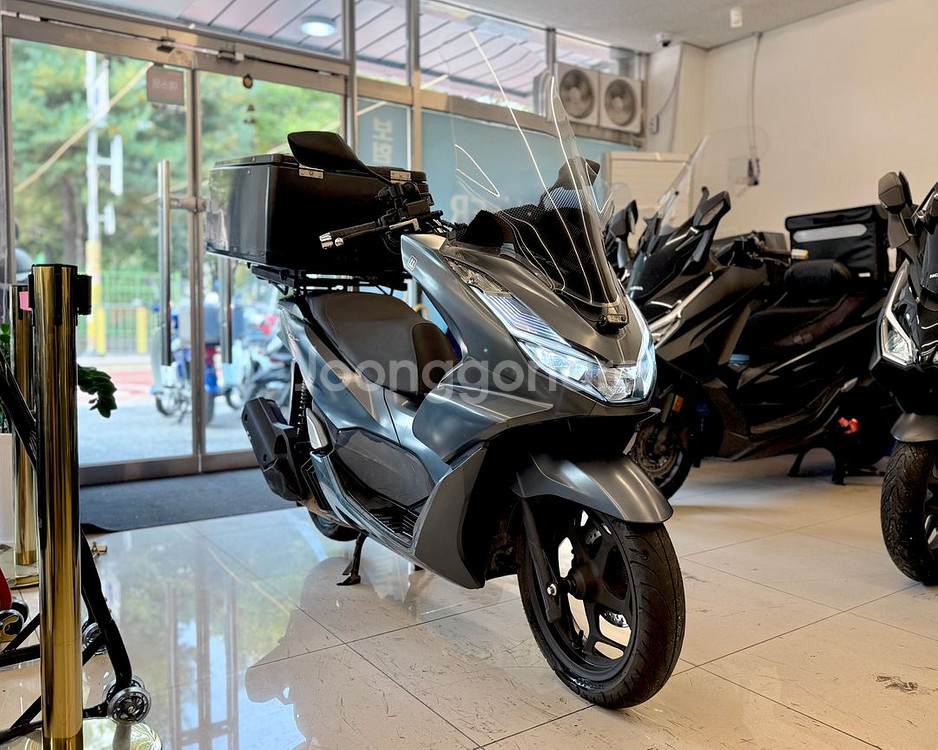 21년식 PCX 125 ABS 19,XXXkm 판매합니다--4