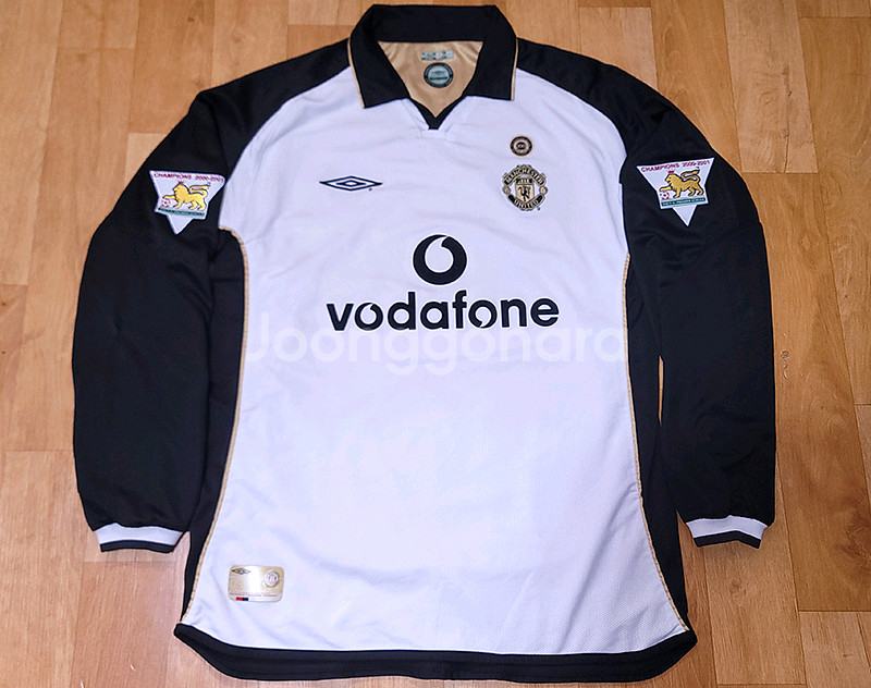 01-02 맨유 백주년 긴팔 베컴--0