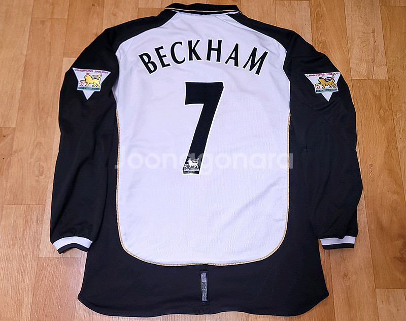 01-02 맨유 백주년 긴팔 베컴--4