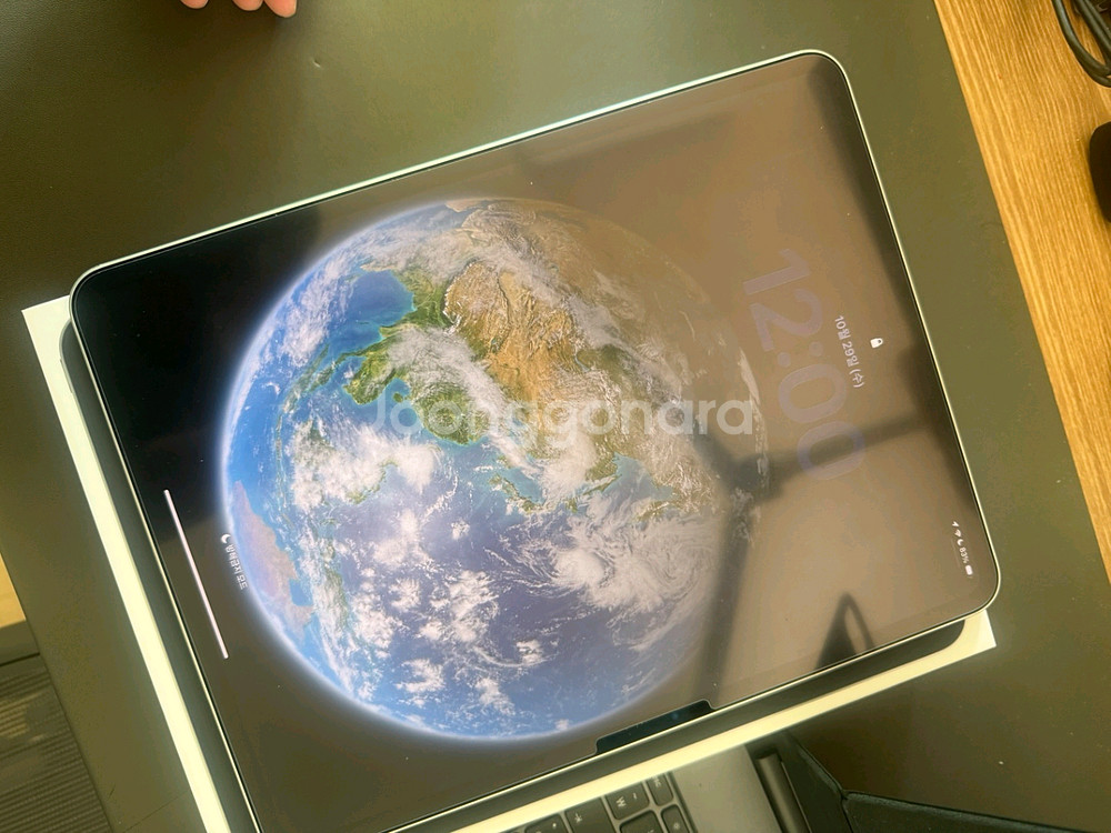 아이패드프로 13 (m4) 256G/WIFI--0