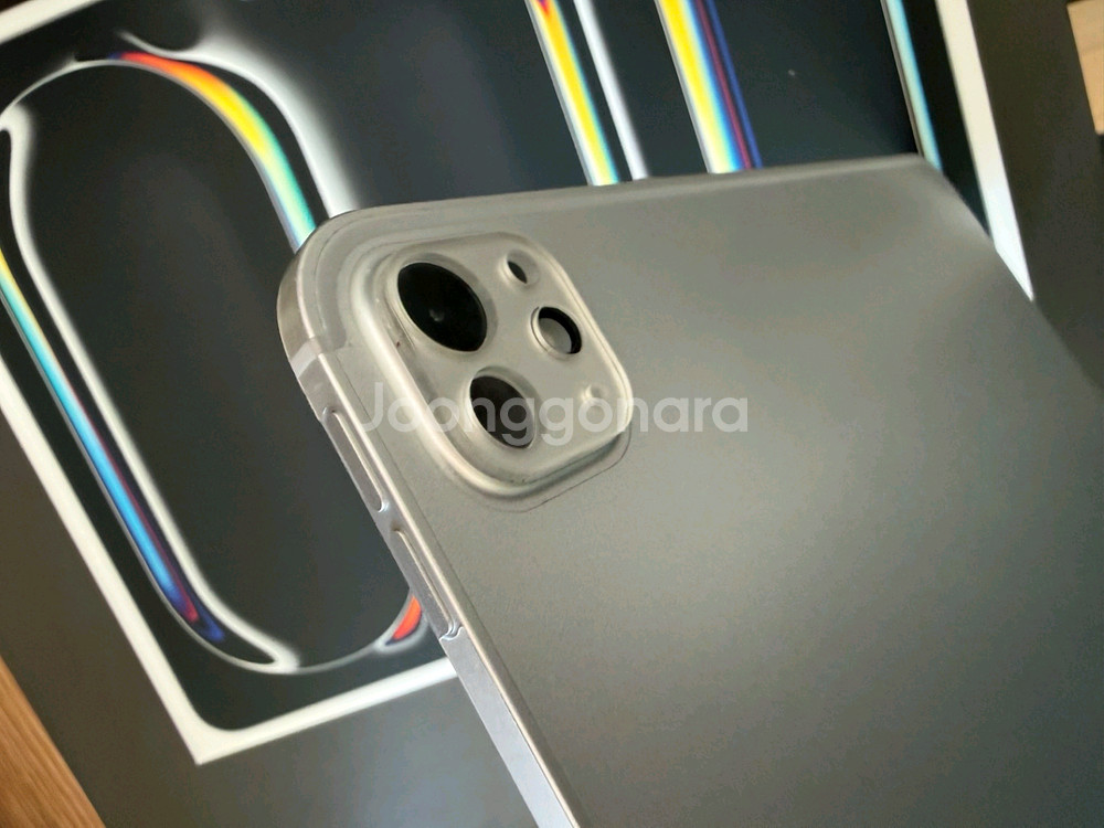 아이패드프로 13 (m4) 256G/WIFI--2