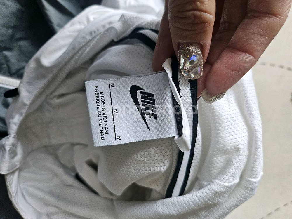 나이키 바람막이 M--8