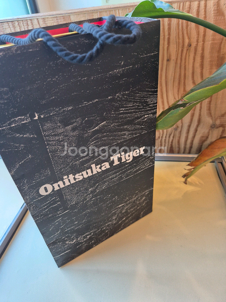 새상품) 오니츠카 타이거 멕시코 66 sd 235사이즈--3
