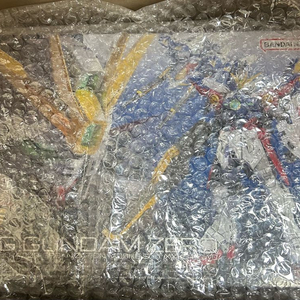 rg 윙제로 (윙 건담 제로)