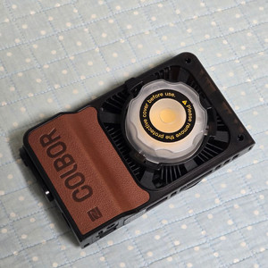 콜보 100W Bi-color LED Pocket Light 팝니다^^