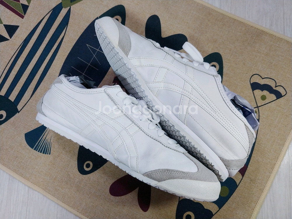 오니츠카타이거 멕시코 66 운동화 (270)--1