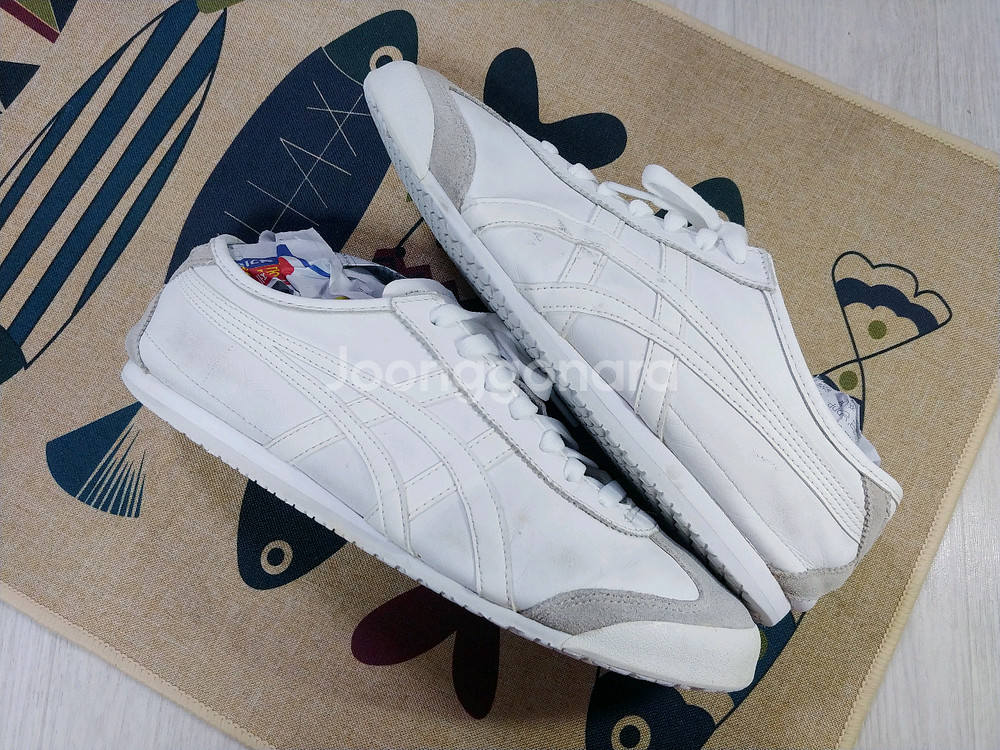 오니츠카타이거 멕시코 66 운동화 (270)--0