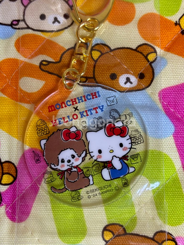 몬치치x헬로키티 아크릴 키링 [일본정품 새상품]--1