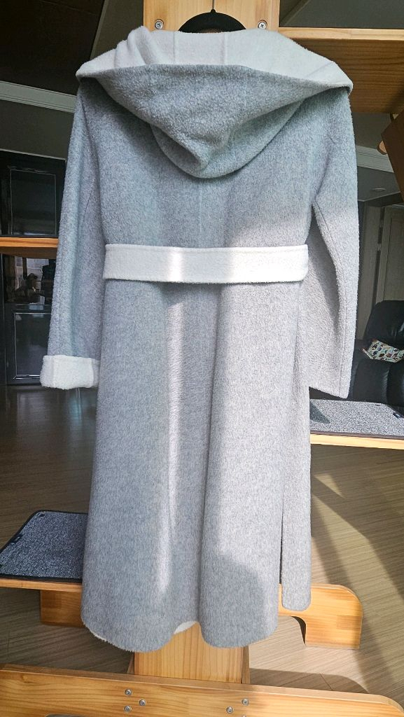 질스튜어트 후드 롱 코트--1