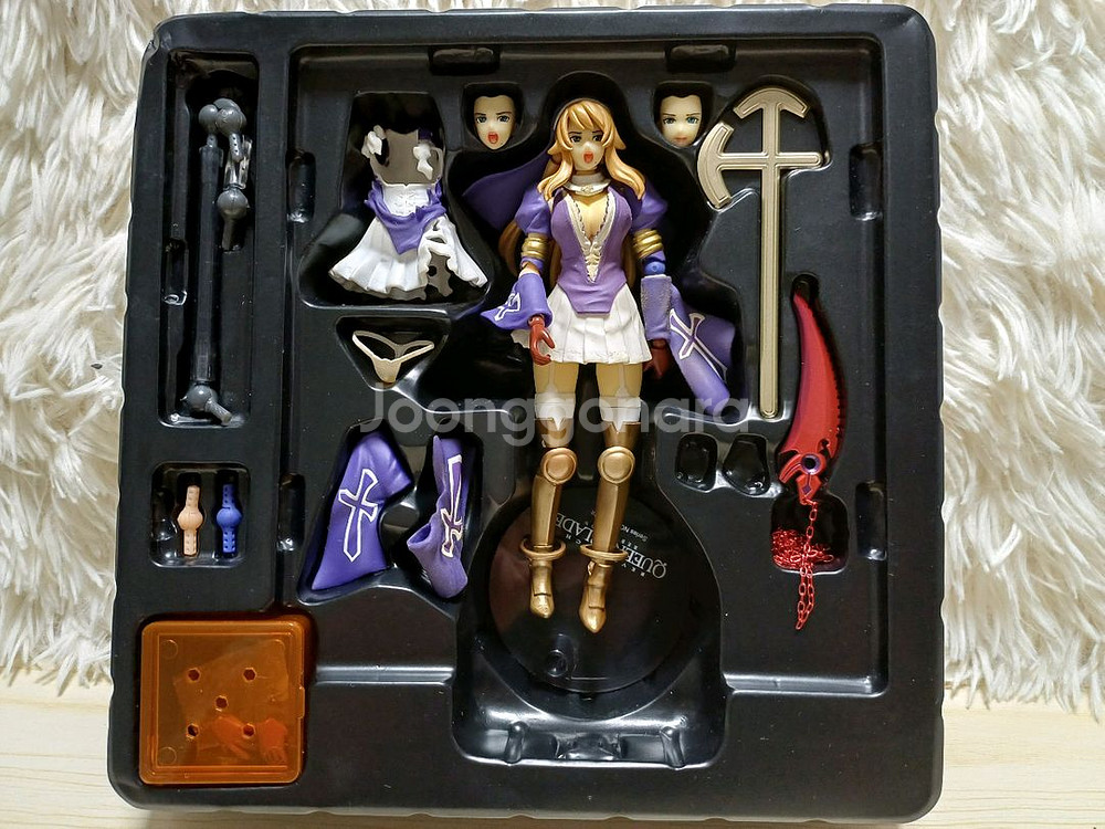 미소녀_리볼텍 퀸즈블레이드--1