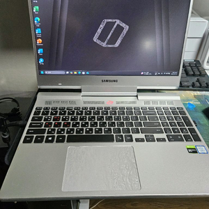 삼성 오디세이 게이밍 노트북 GTX1650 팝니다