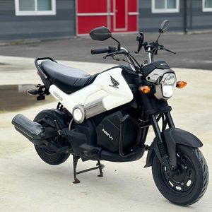 혼다 나비110 16년식 1만키로 러기지박스 튜닝차량 판매합니다 이미지