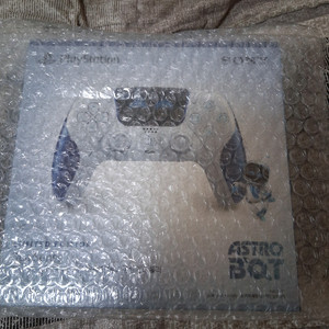 미개봉 ps5 아스트로봇 한정판 듀얼센스