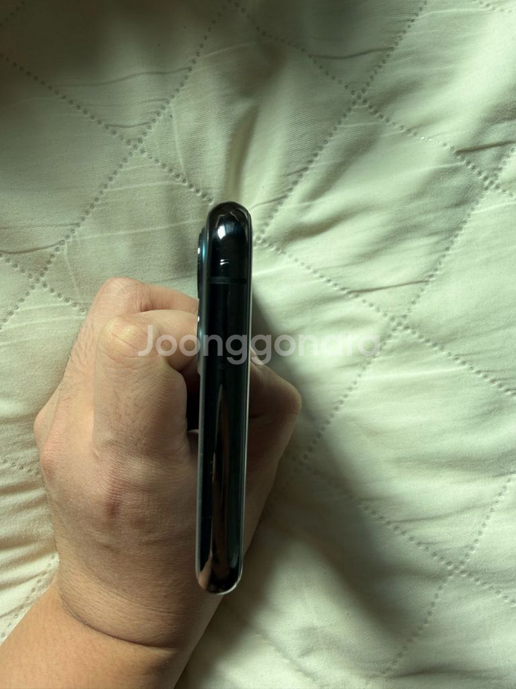 아이폰 11프로 스페이스그레이 256기가 팝니다--4