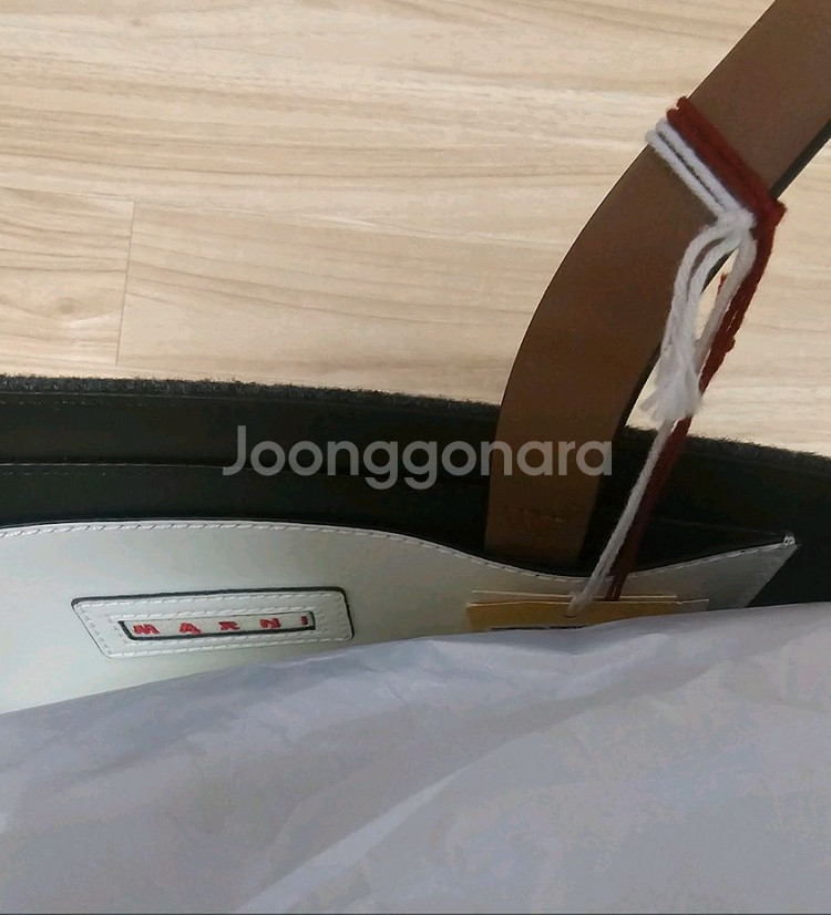 마르니 패널 토트백 가방 새제품 팝니다. Marni--2