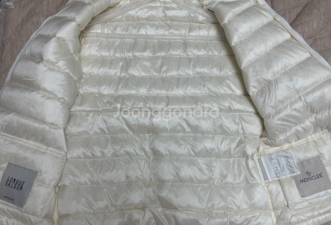 몽클레어 란스 화이트 새상품--4