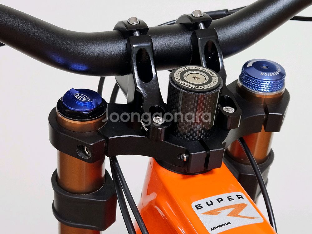 더블크라운 MTB 에어샥 (27.5인치, 부스트 액슬)--9