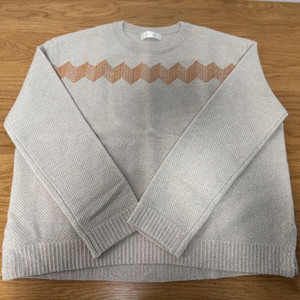 SJSJ 라운드 니트티셔츠