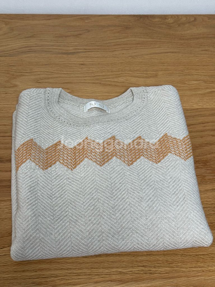 SJSJ 라운드 니트티셔츠--4