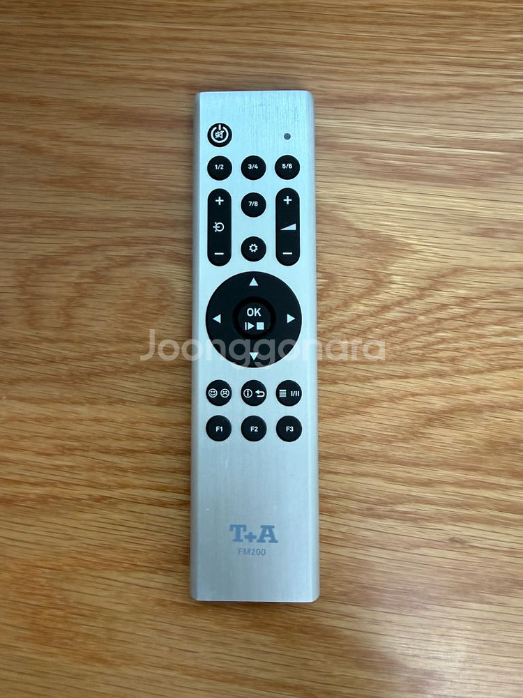 T+A HA200 헤드폰앰프 팝니다--4