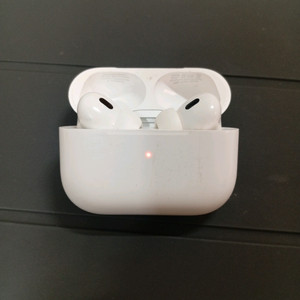 에어팟 프로 2세대 오른쪽+8핀 본체 왼쪽고장