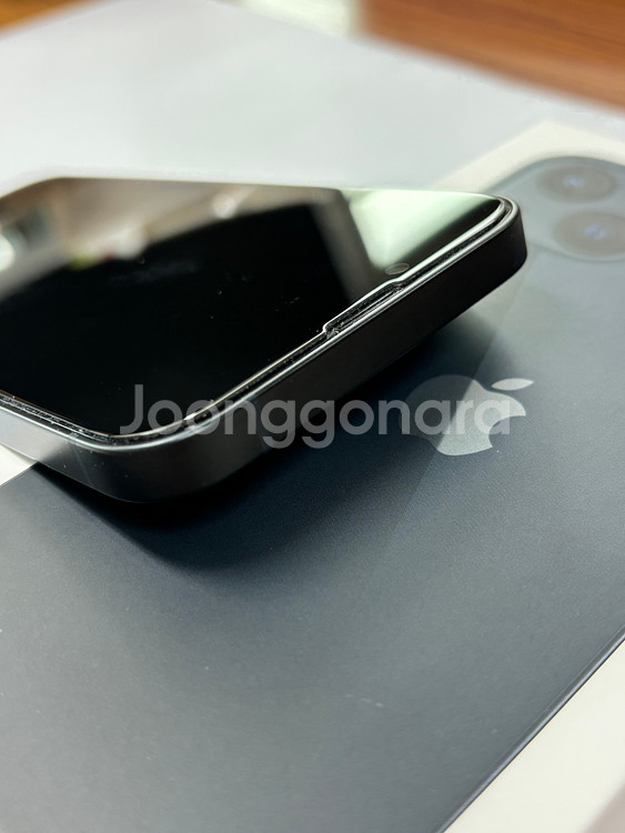 [새상품급] 아이폰13 256GB 미드나이트 자급제--1