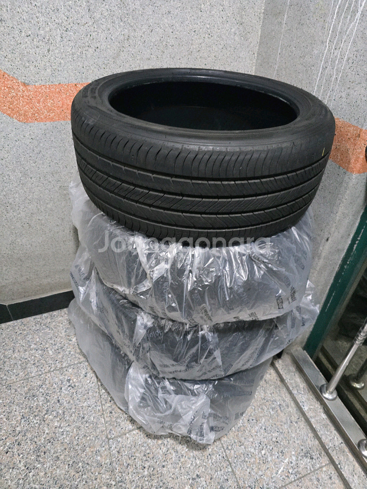 한국타이어 Air S 235 40 18--4