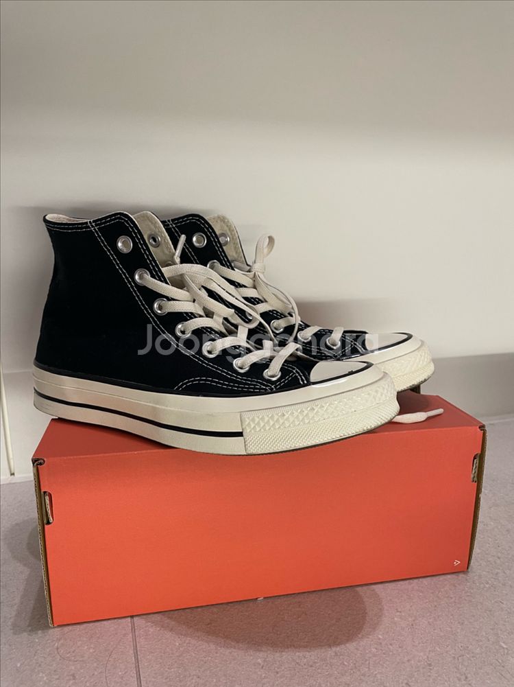 컨버스 척70 클래식 하이탑 240mm 1회착--0