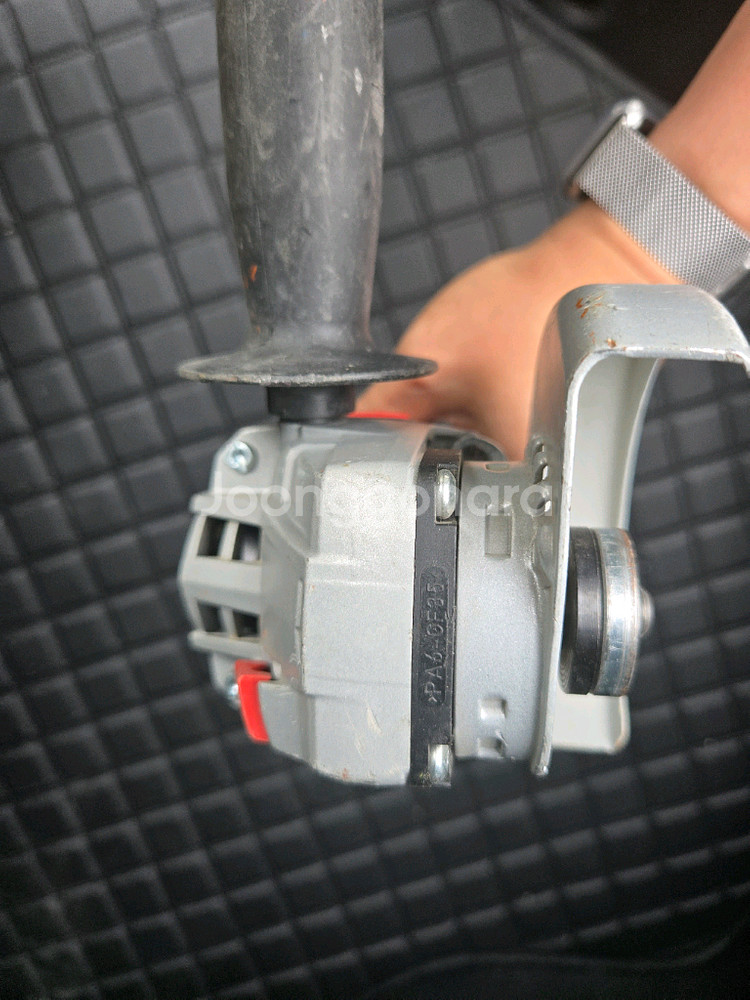 보쉬 그라인더 gws18v-10.2023.08월제품--5