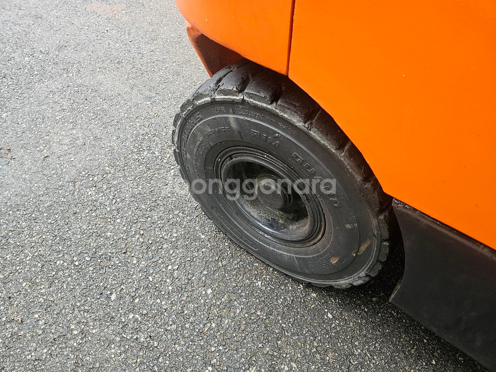 [중고지게차] 두산 D25S-5 2.5톤 디젤지게차 판매--9