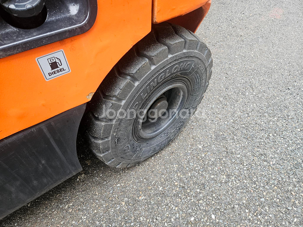 [중고지게차] 두산 D25S-5 2.5톤 디젤지게차 판매--8