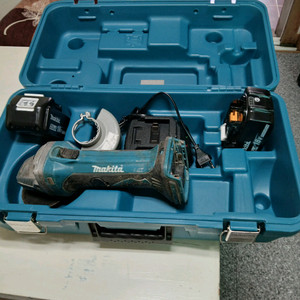 마끼다 그라인더