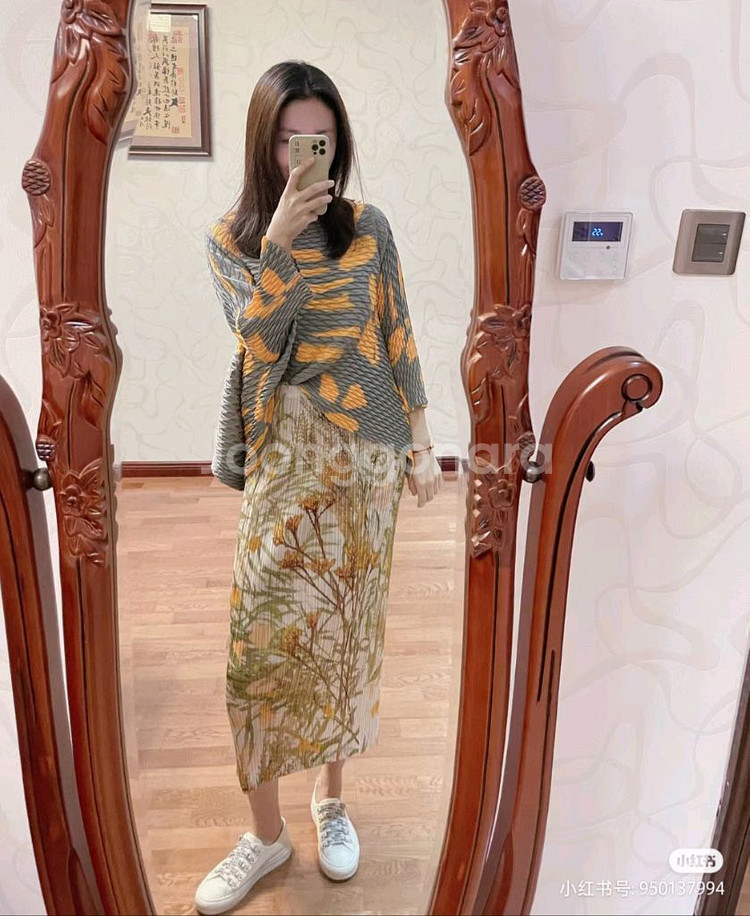 플리츠플리즈 리콜렉션 스커트,이세이미야케 코트--0