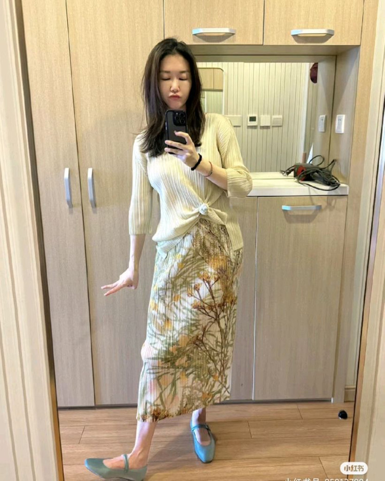 플리츠플리즈 리콜렉션 스커트,이세이미야케 코트--1