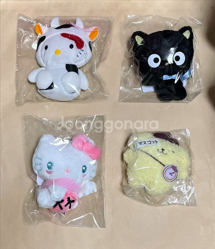 정품 산리오 헬로키티,초코캣,폼폼푸린 인형 키링 파우치--0