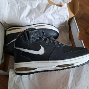 나이키 에어포스1 미드 에보 275